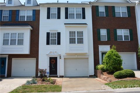 112 Rock Ridge Lane