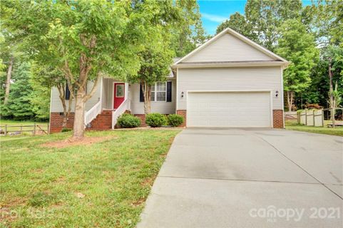 212 Shenandoah Loop