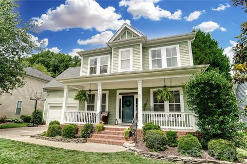 15829 Kelly Park Circle