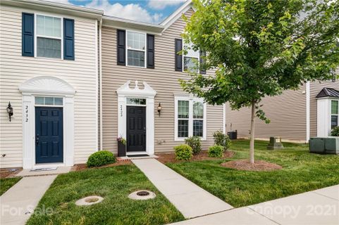 2428 Mariners Cove Lane