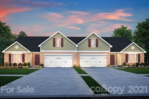 1401 Amberlight Circle