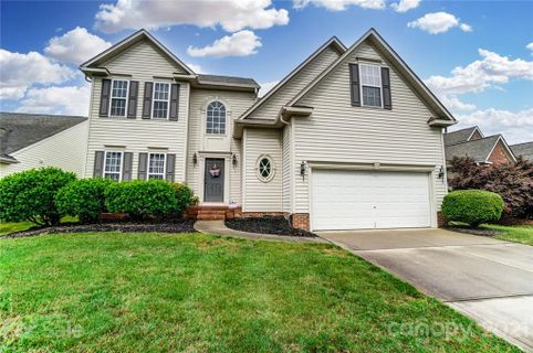 4004 Breeze Lane