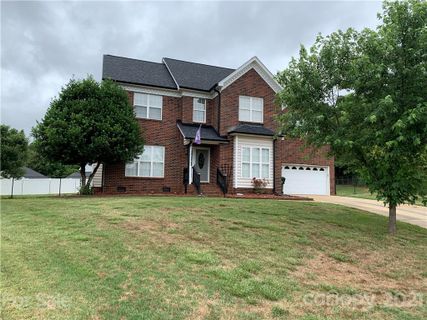 1066 Capel Court