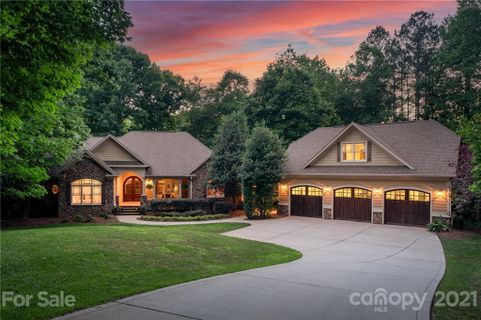 2320 Bluestone Court