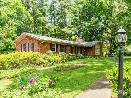 1 E Fox Chase Road