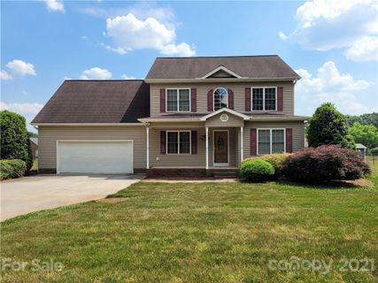 200 Jane Sowers Road sold home in Sherwood Forest, Statesville, NC
