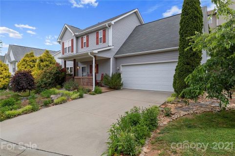 115 Fallen Spruce Drive sold home in Scenic Bluff, Asheville, NC