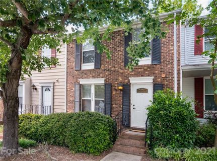 9748 Old Gate Drive sold home in Pheasant Knoll, Matthews, NC