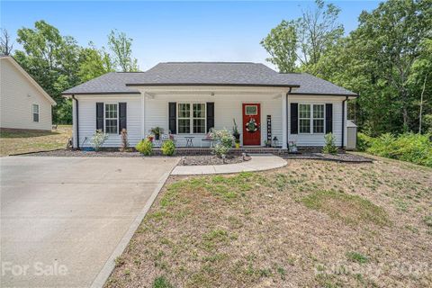 47 Lakewood Court sold home in Parkwood, Concord, NC
