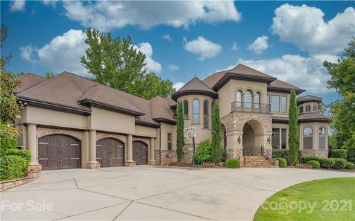 1300 Venetian Way Drive