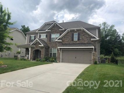 633 Iron Horse Lane