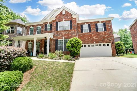7950 Rolling Creek Court sold home in Springbrook, Charlotte, NC