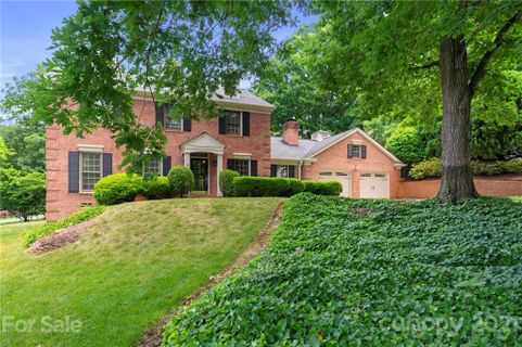 6204 Oak Glen Lane