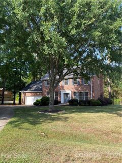 1501 Carodon Court sold home in Meadow Lakes I, Rock Hill, SC