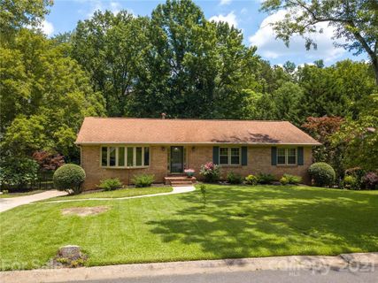 4415 Emory Lane
