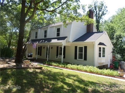 7121 Graburn Road