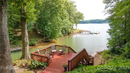 1780 Sherwood Court 25