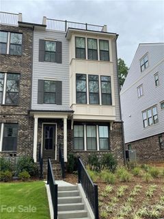 2521 Deacon Avenue 75