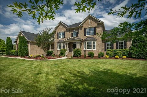 709 Wandering Way Drive 82