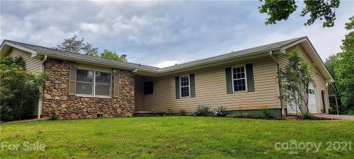 36 Chadwick Wade Drive sold home in Rollingwoods Estates, Asheville, NC
