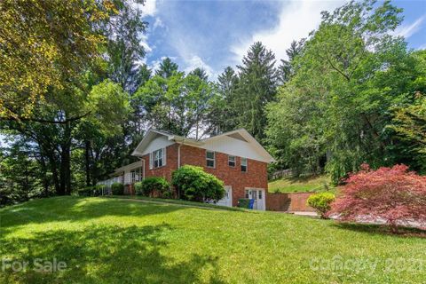 2 Clearbrook Road