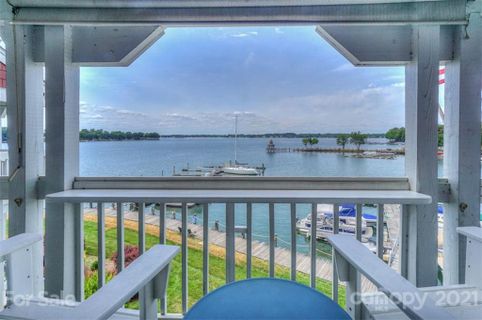 815 Southwest Drive
