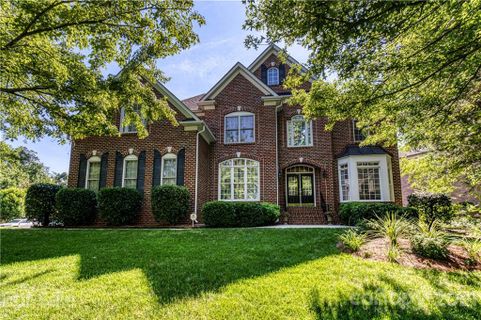 208 Golf Vista Lane