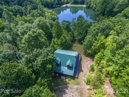 552 Lake Road 930