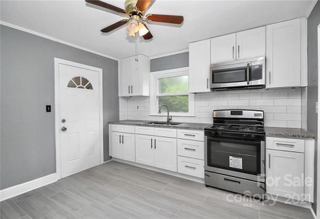 3922 Barlowe Road 35