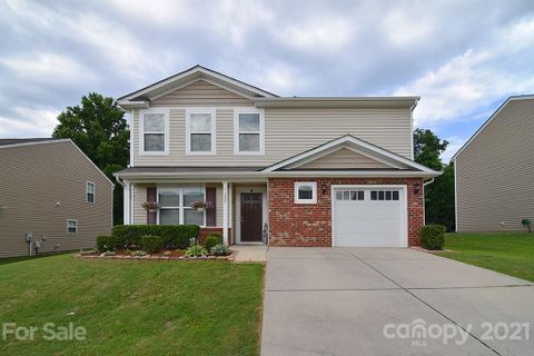 1025 Sweetgum Street