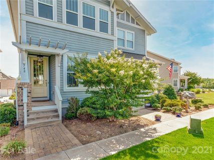 748 Waterscape Court