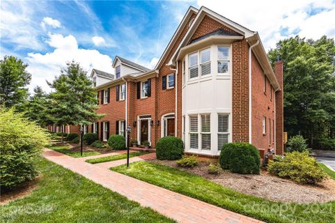 3500 Kylemore Court sold home in Waterford, Charlotte, NC