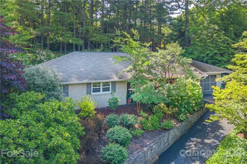 85 E Euclid Parkway