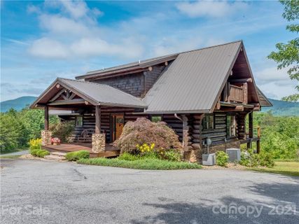 461 Peaks Drive