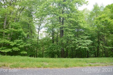 73 Goldenleaf Road