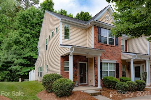 5643 Bent Creek Circle