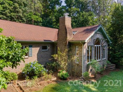 337 Chunns Cove Road sold home in Chunns Cove, Asheville, NC