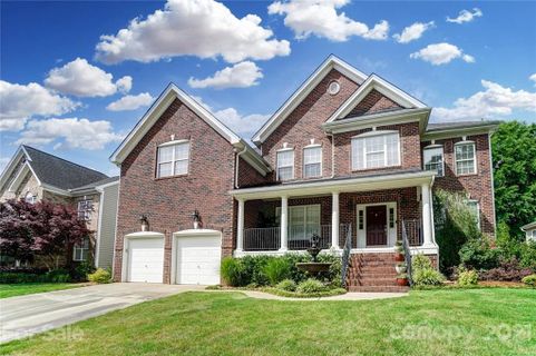 1315 Grayscroft Drive