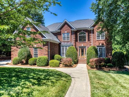 2820 Providence View Lane
