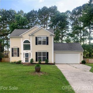 8300 Gidleigh Court