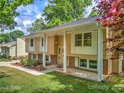 14 Sunnycrest Drive
