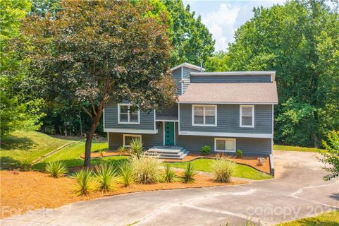 10000 Swan Lake Lane