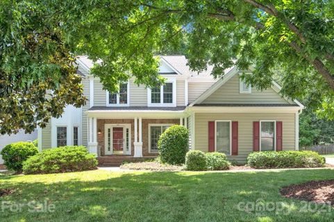 2828 Peverell Lane