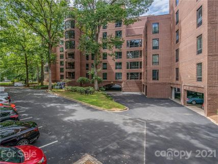 918 Cherokee Road