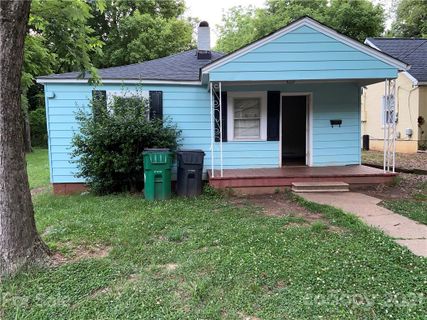 806 Cantwell Street