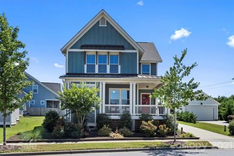615 Bluff Loop Road