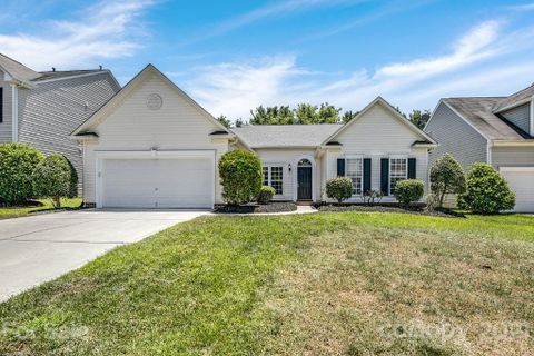 1013 Fountainbrook Drive