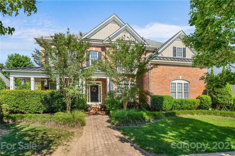 167 Shoreline Parkway
