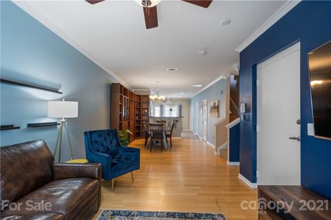 3925 Picasso Court