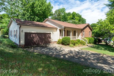 1205 Roundtree Circle sold home in Avondale Terrace, Rock Hill, SC